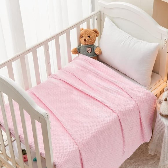 Crib Baby Pet Blanket Classic Pink Soft Velvety Leaves Textured Pastel Throw New - Picture 1 of 9